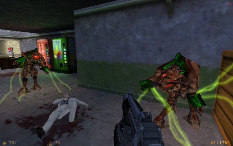 Half-Life, Steam Gift